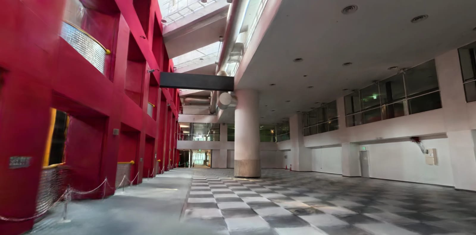 ATCホールの3Dデータ。柱・天井・照明の位置関係を、あとから好きな角度で確かめられる